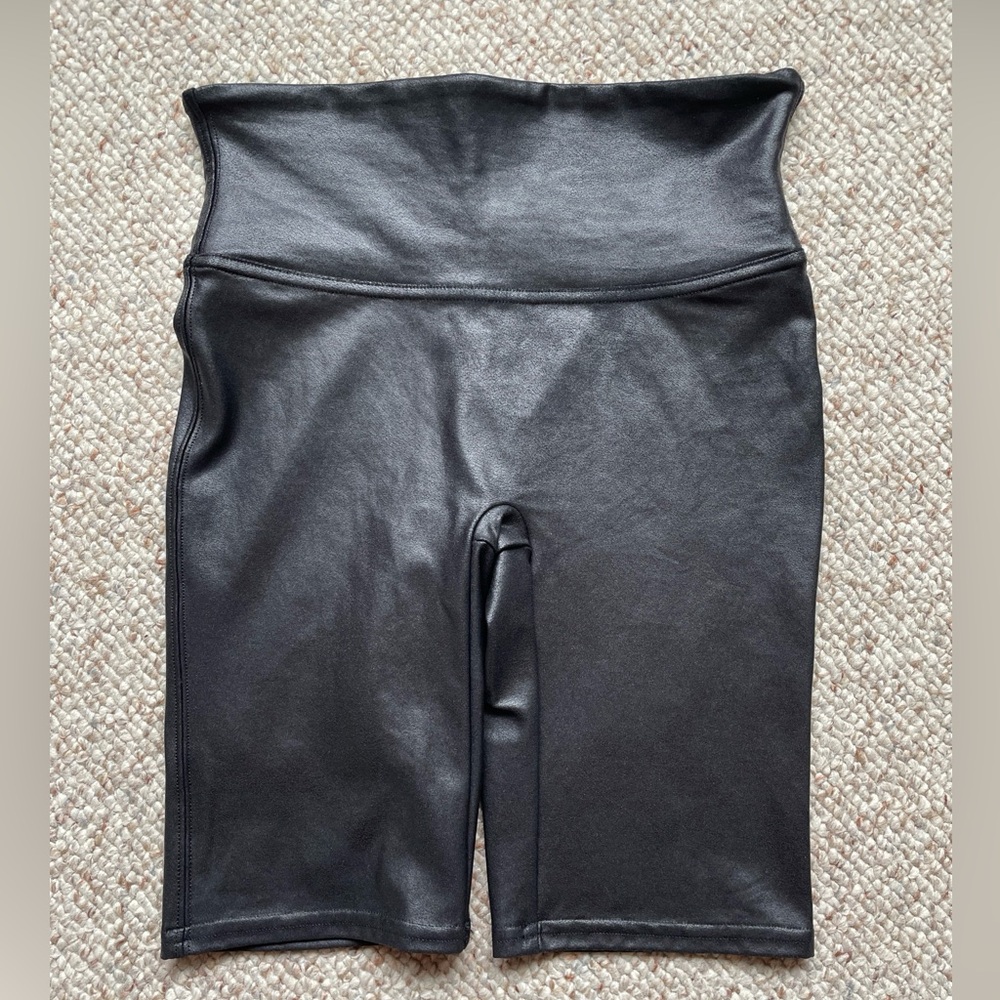 Spanx Black Faux Leather Biker Shorts Size Small NWOT
